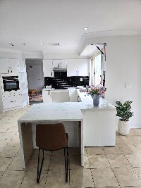 1 3 Eschol Park_inside_010