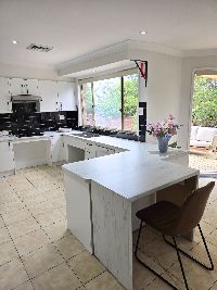 1 3 Eschol Park_inside_011