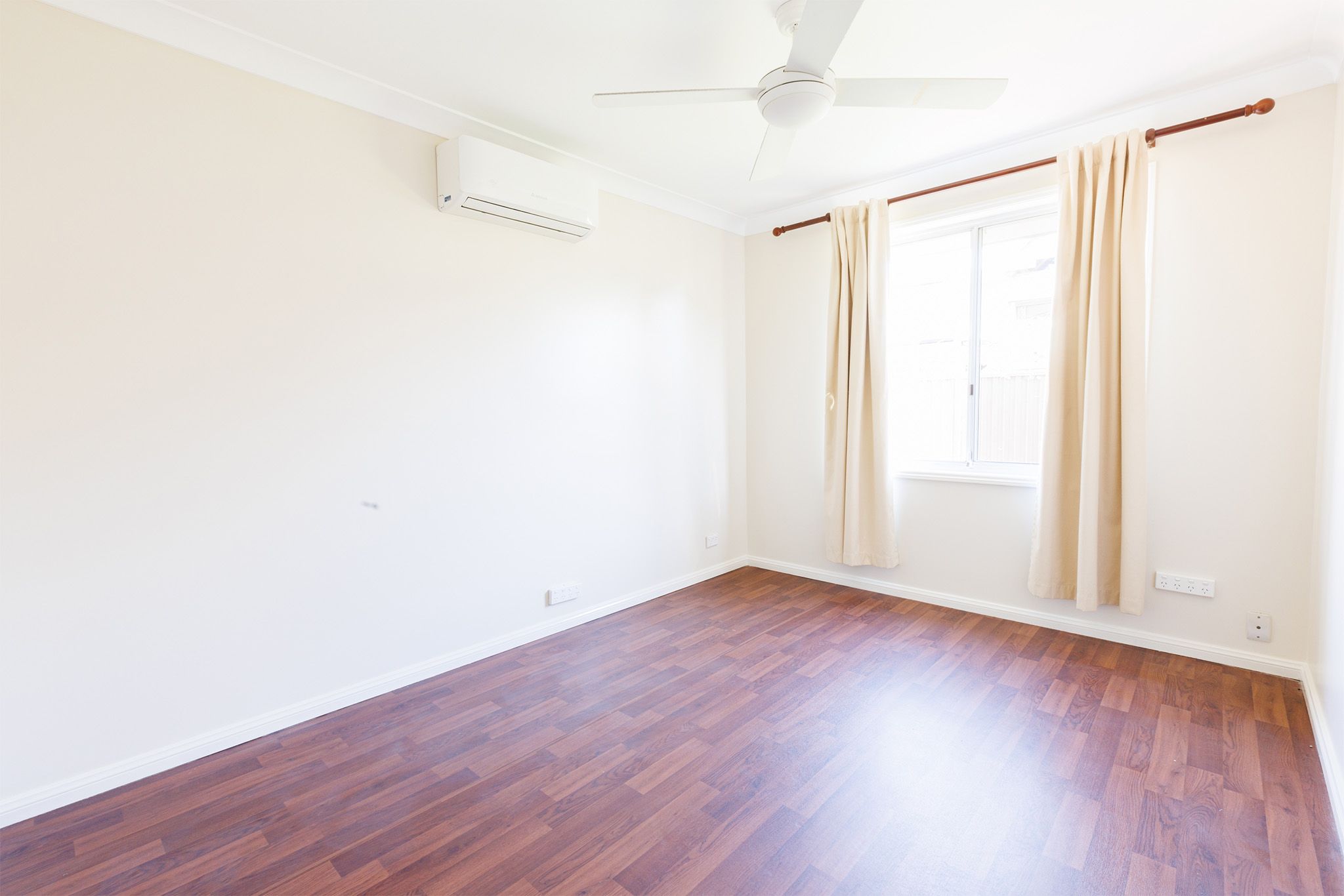 2 A030_Greystanes_Bedroom