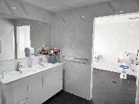 1 3 Eschol Park_inside_009