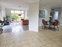 1 3 Eschol Park_inside_017