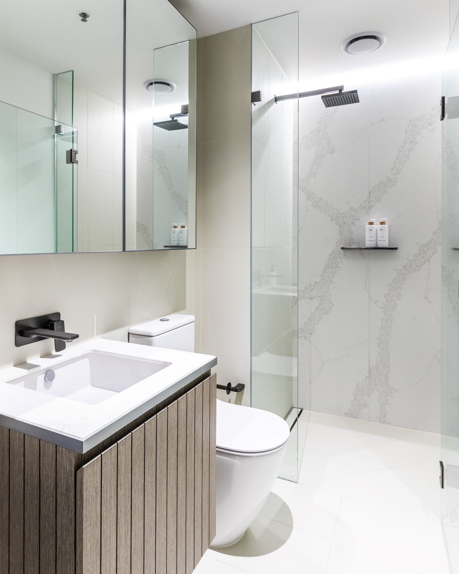 Parkhouse bathroom web res