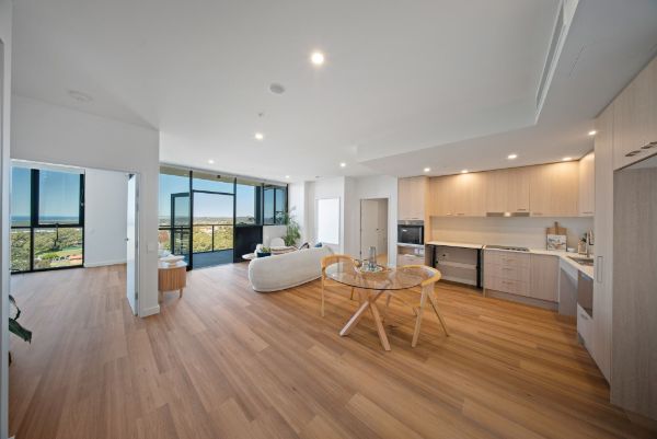 Kitchen dining small