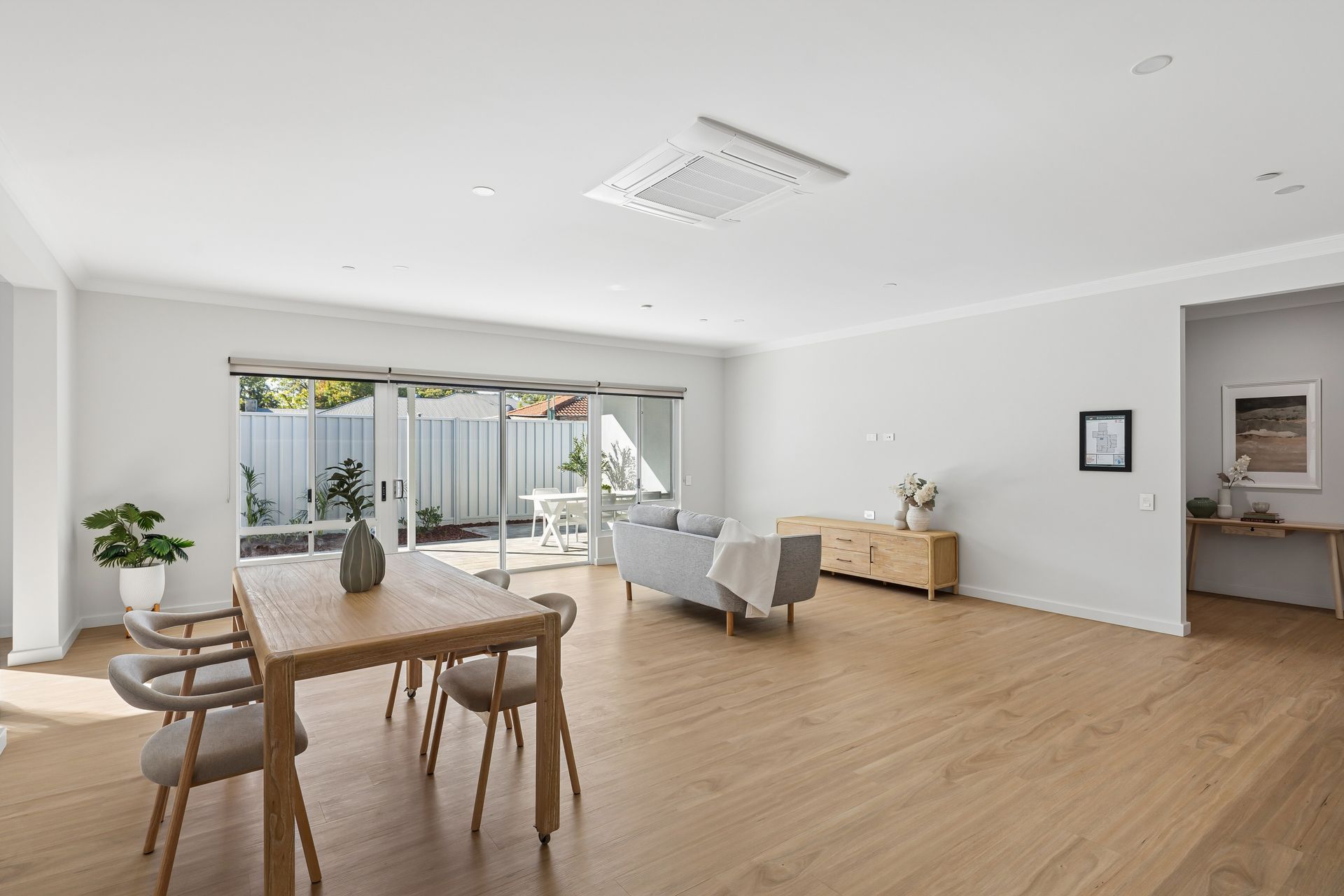 20 29 Dallas Cres Wanneroo 19
