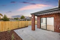 Cranbourne   Alfresco into Living Dining LR No Logo