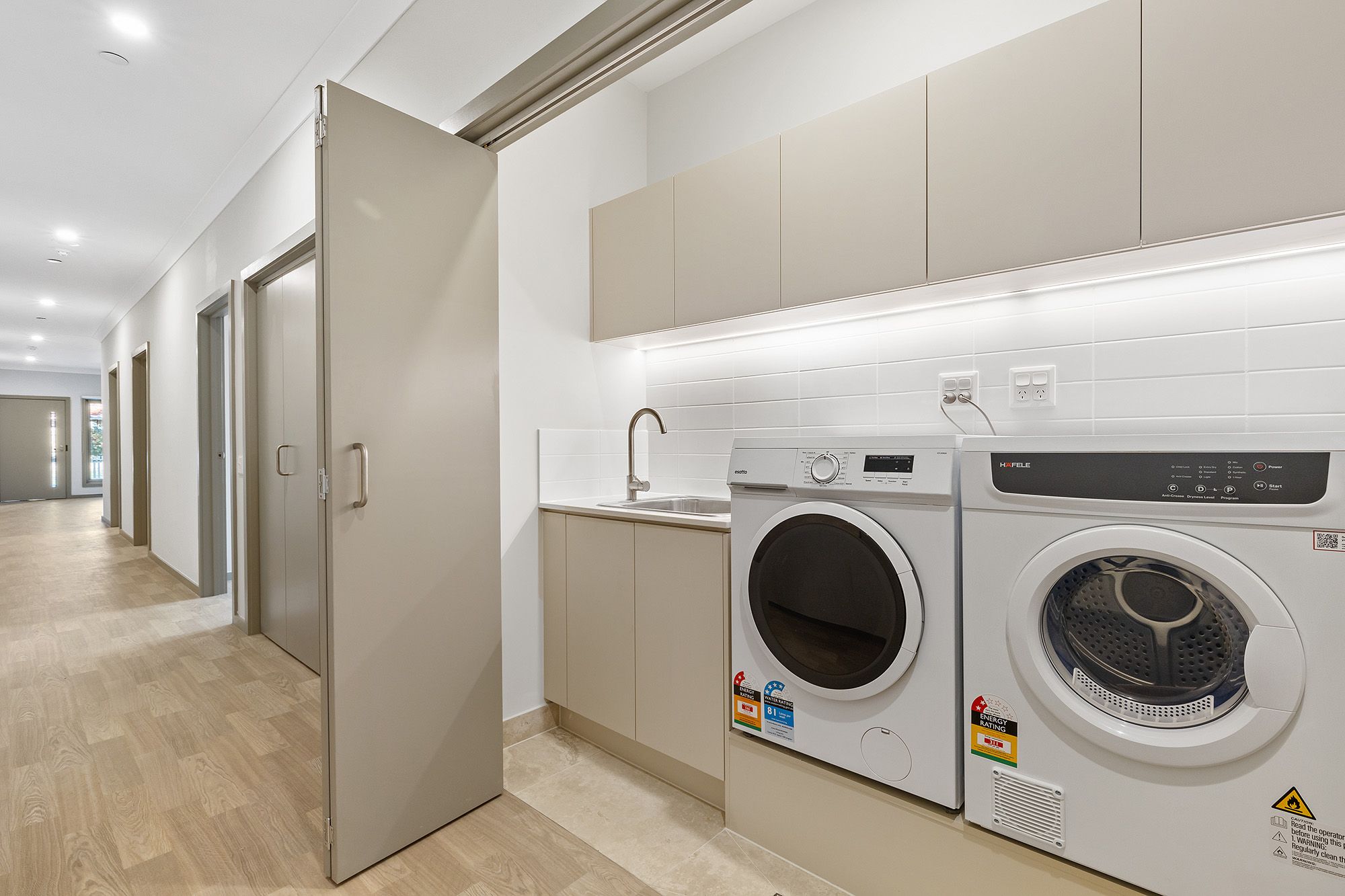 Houston   European Laundry and Hallway LR No Logo