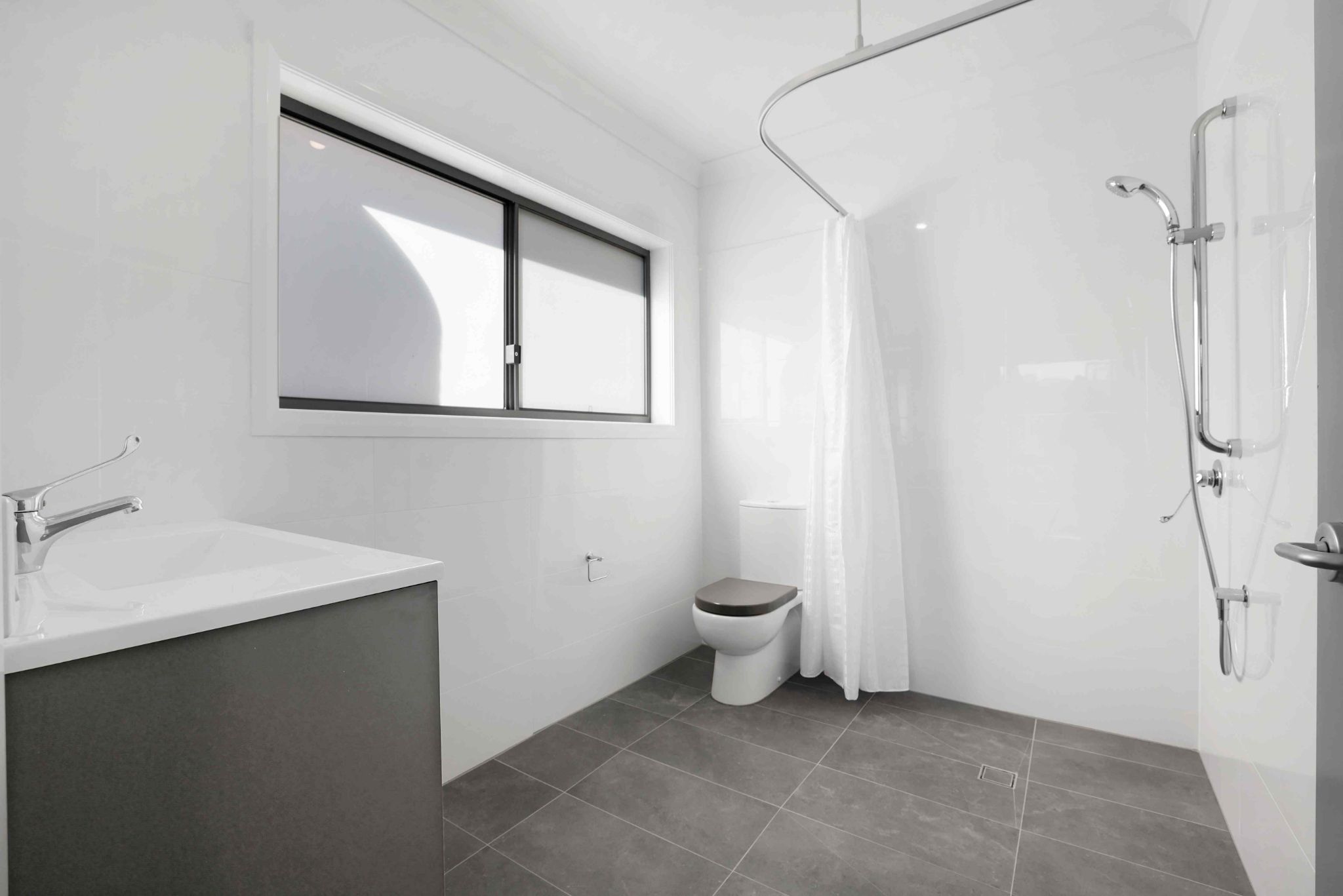 38 Mustang Close  60)