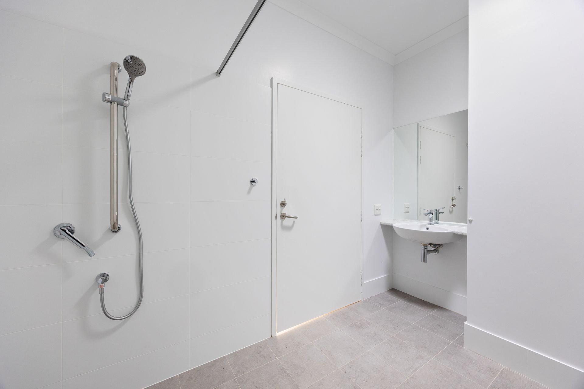 web 32 Dale Rd, Armadale 6