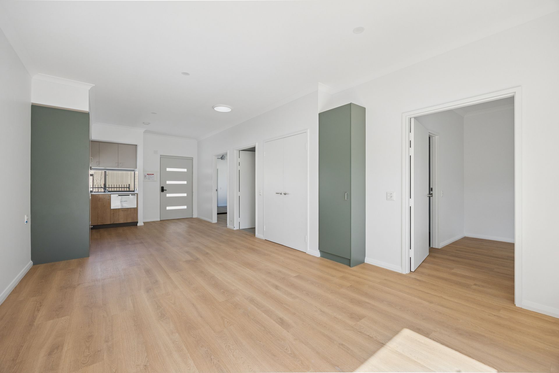 web 32 Dale Rd, Armadale 8