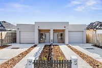 Houston   Facade Both 1 LR No Logo