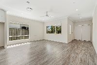 010 Open2view_ID938204-14_Halyard_Crescent