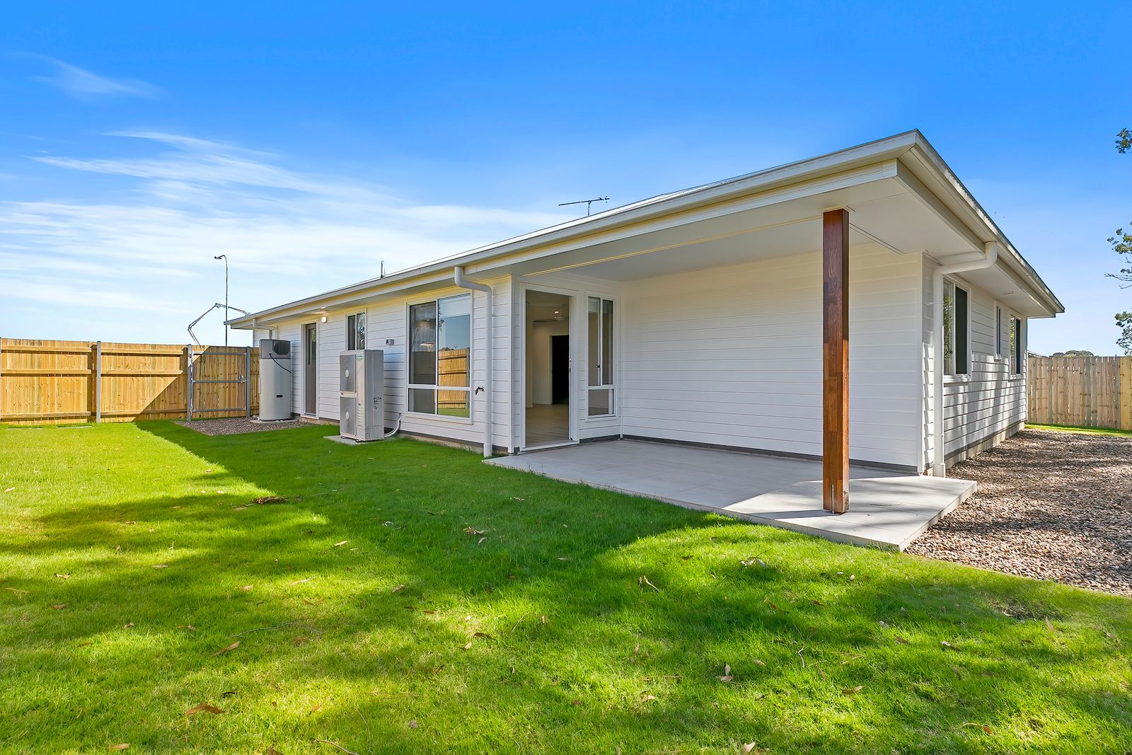 015 Open2view_ID966815-1_Ryan_Court