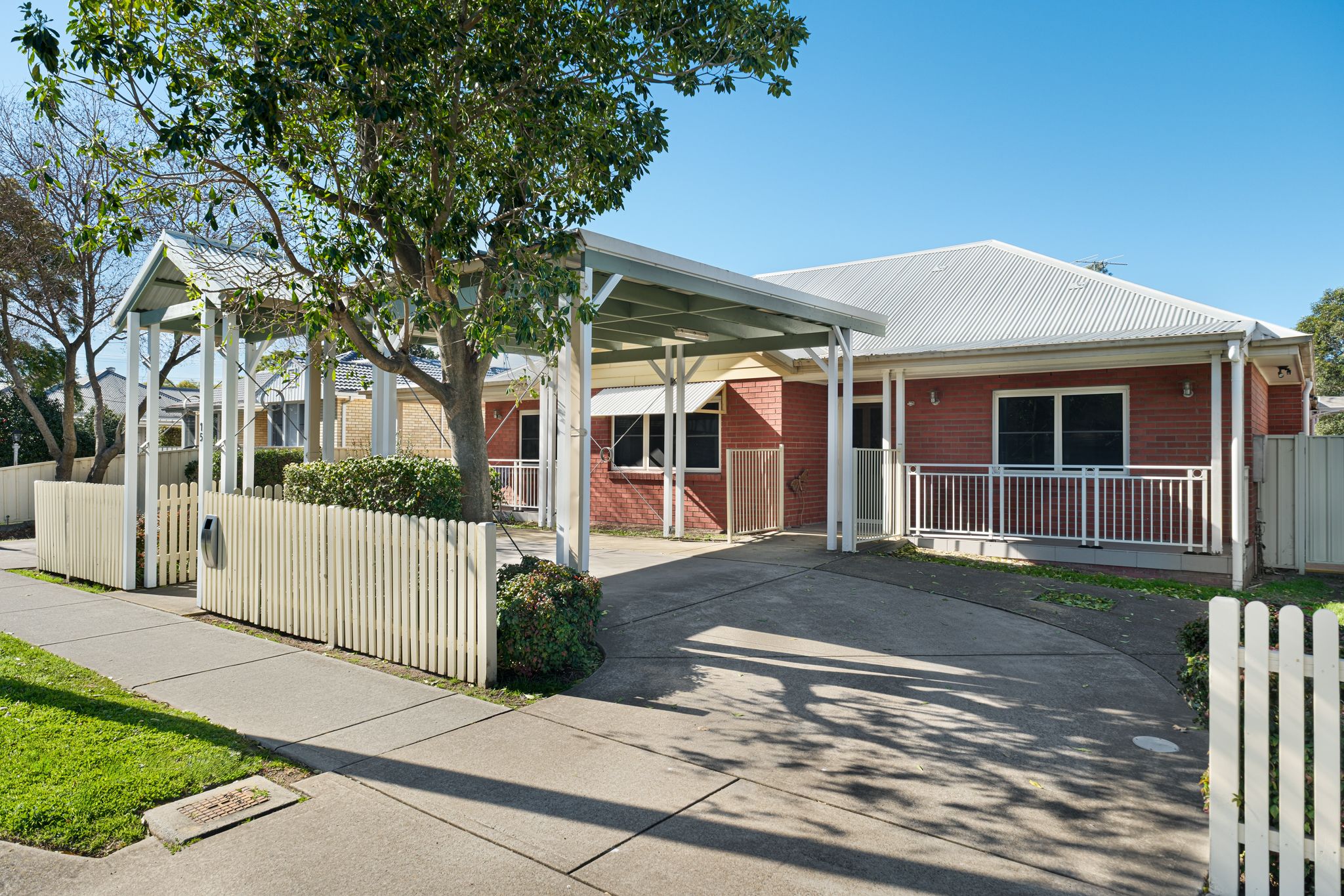 15Boundary web-low-1