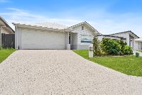 013 Open2view_ID988534-6_Lancelin_Lane