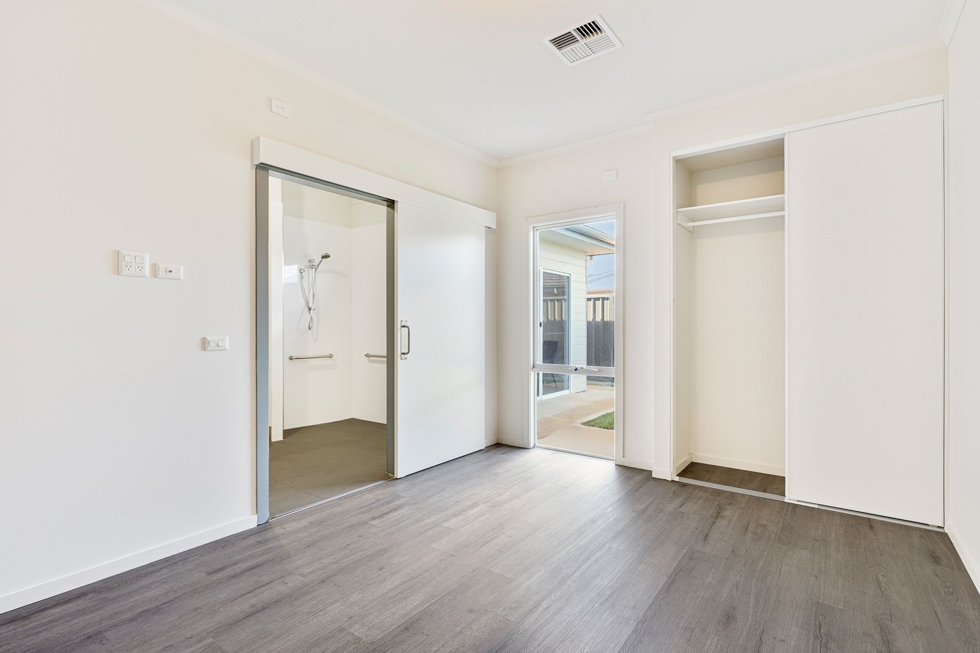 6 56 Hillier Rd _ Photogram Hub _14