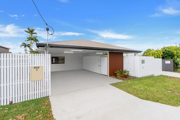 Frangipanni Street, White Rock HPS House