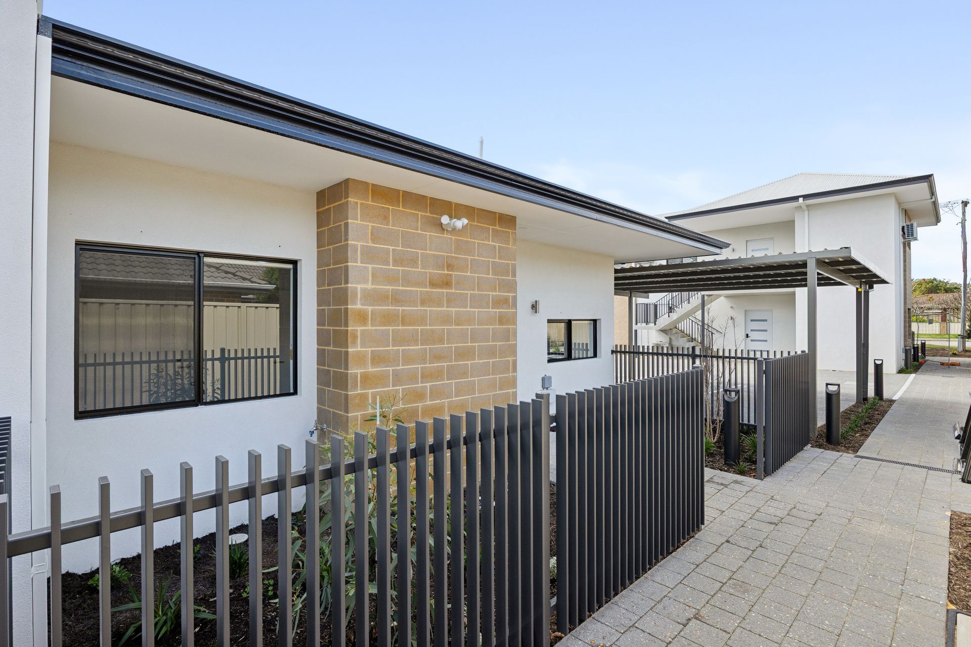 web 32 Dale Rd, Armadale 32