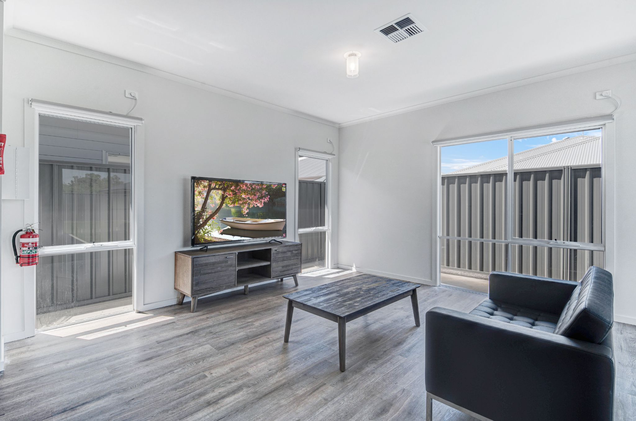 DSC 6102_3_4_5_6_7_8