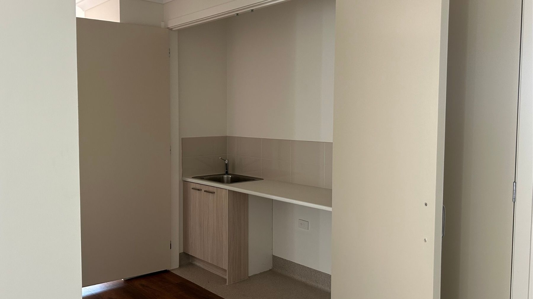 Laundry Area and Linen Cupboard