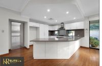 Kitchen 001