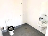 bathroom insude_!