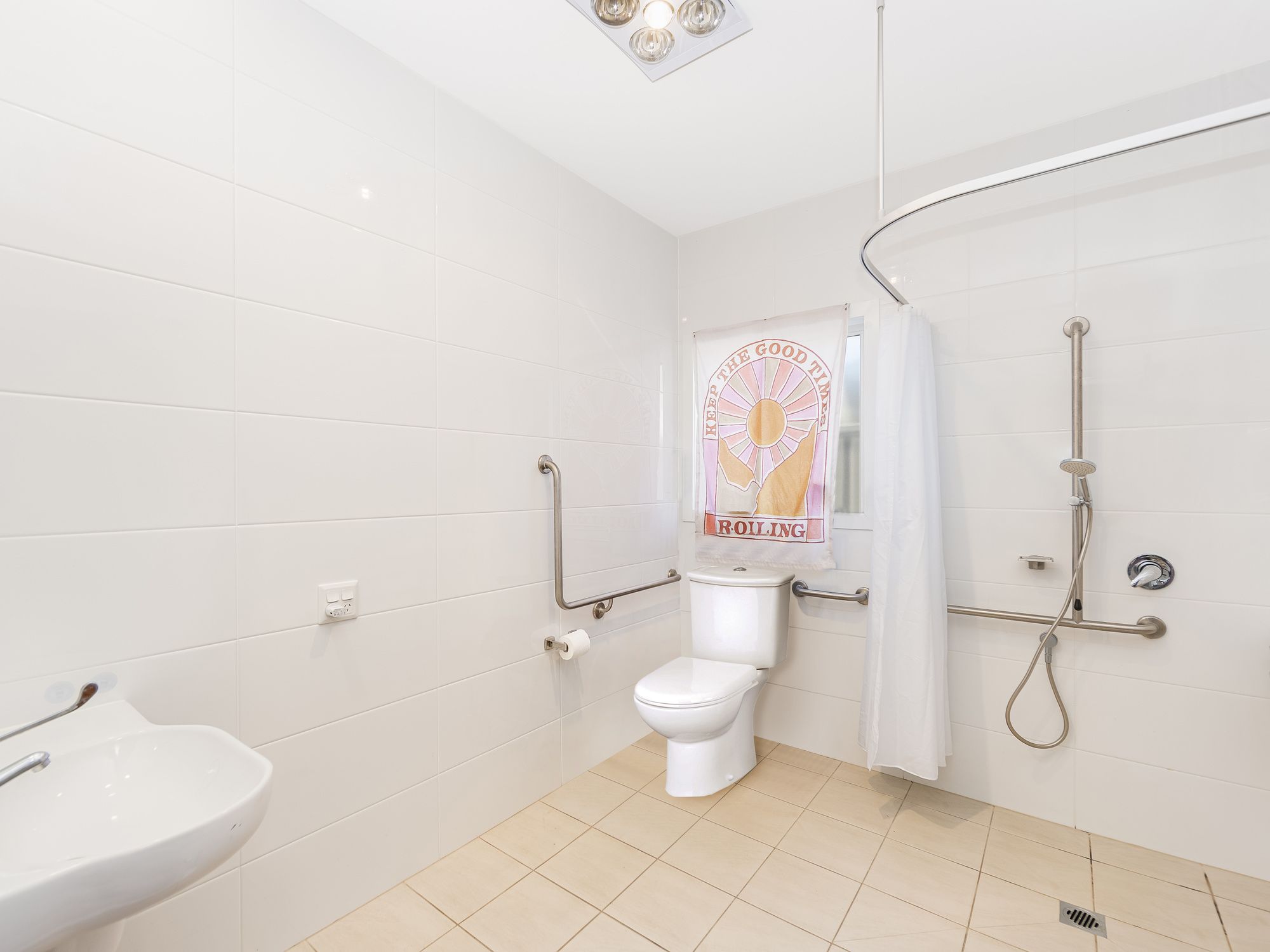 014 Open2view_ID935742-69_Ringal_Crescent