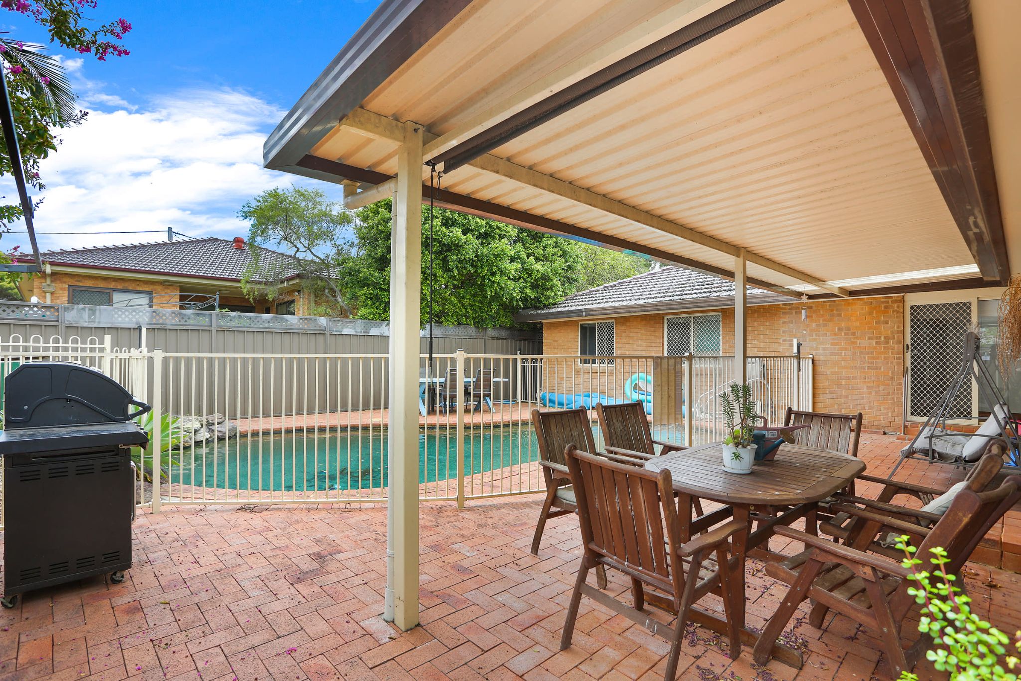 uqxnsh50w7wswhygosmb