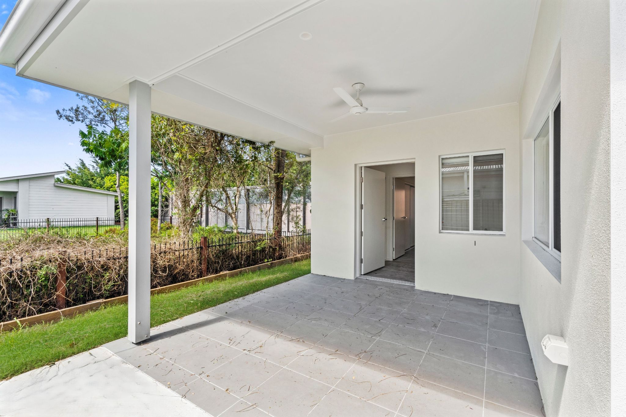 013 Open2view_ID938204-14_Halyard_Crescent