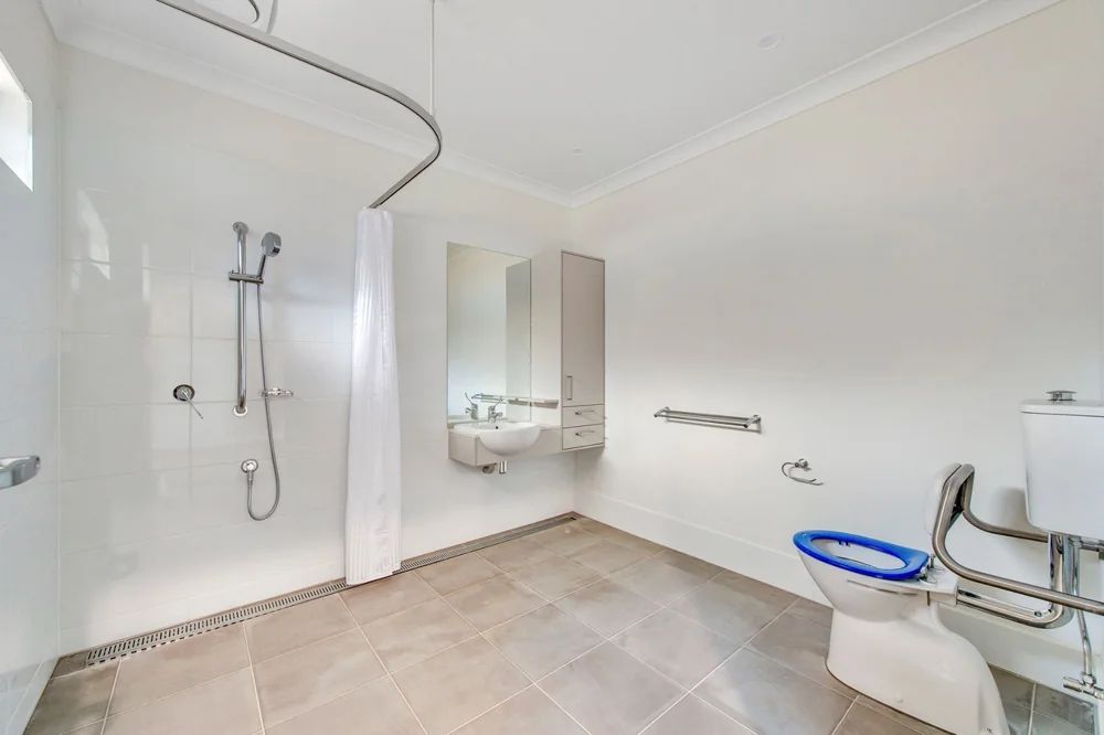 Bathroom High+Res