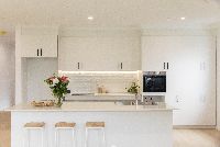 SOL017 iNSiTU-Housing24