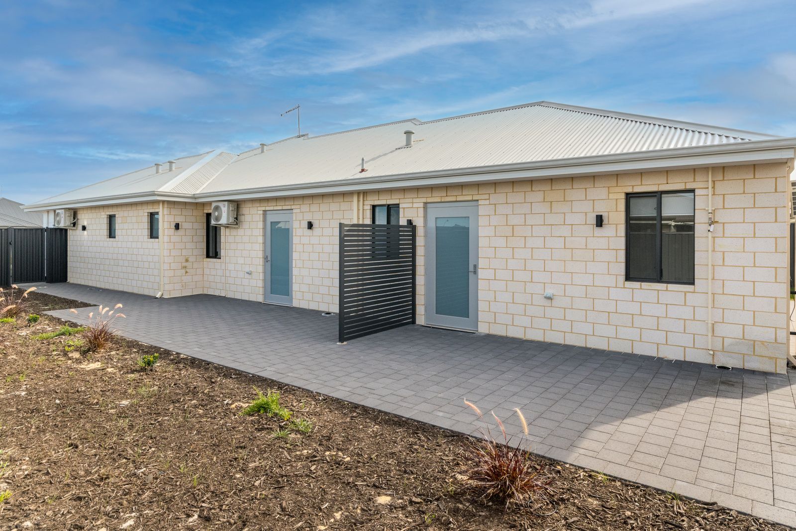 027 Open2view_ID1004938-4_Kendinup_Way__Midvale