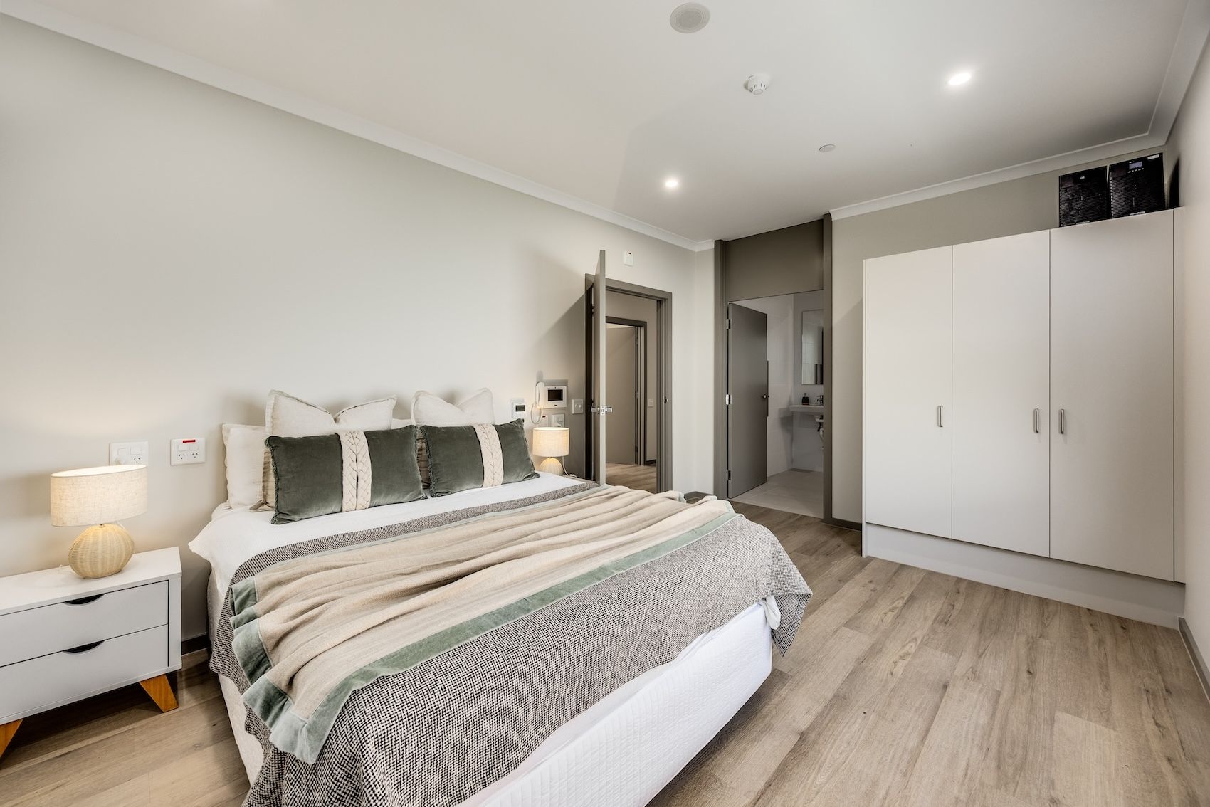 Elizabeth   Donhead-53