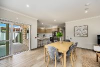 Elizabeth   Donhead-45