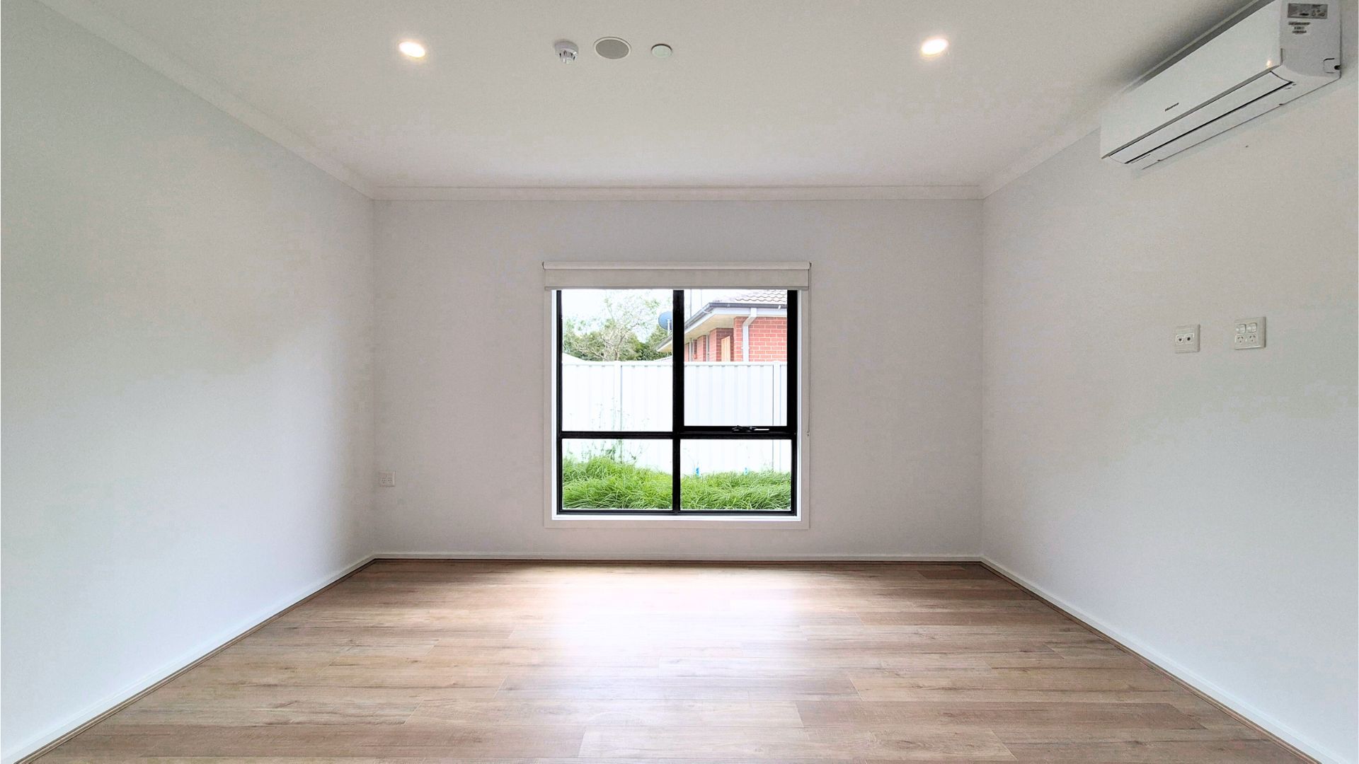 Trood sitting room