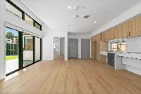 015 Open2view_ID911198-11_Saxtons_Drive_-_Moe