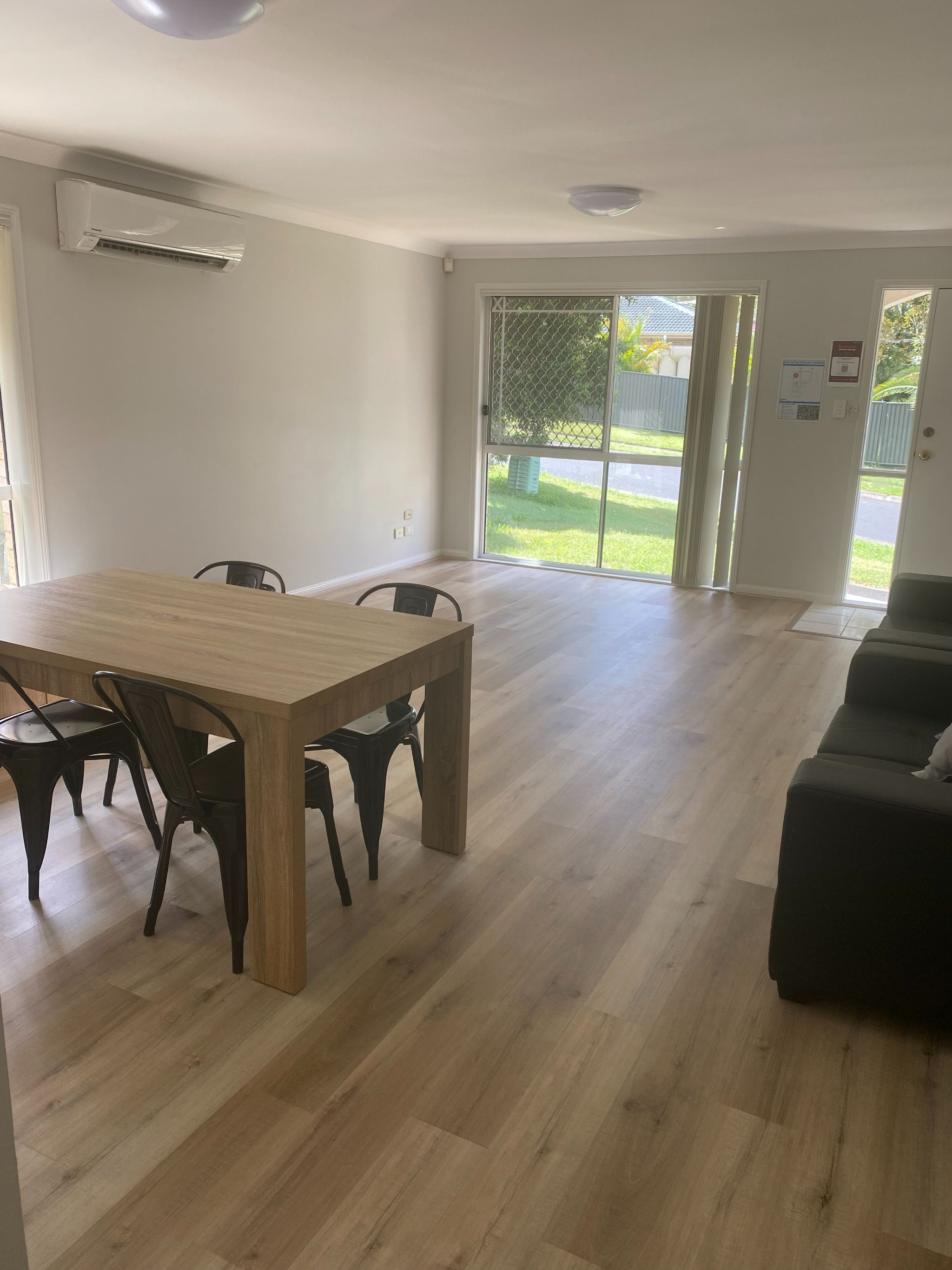 69467333464 6B08895C-C6EA-4DF2-8D1D-6A8FD17017091