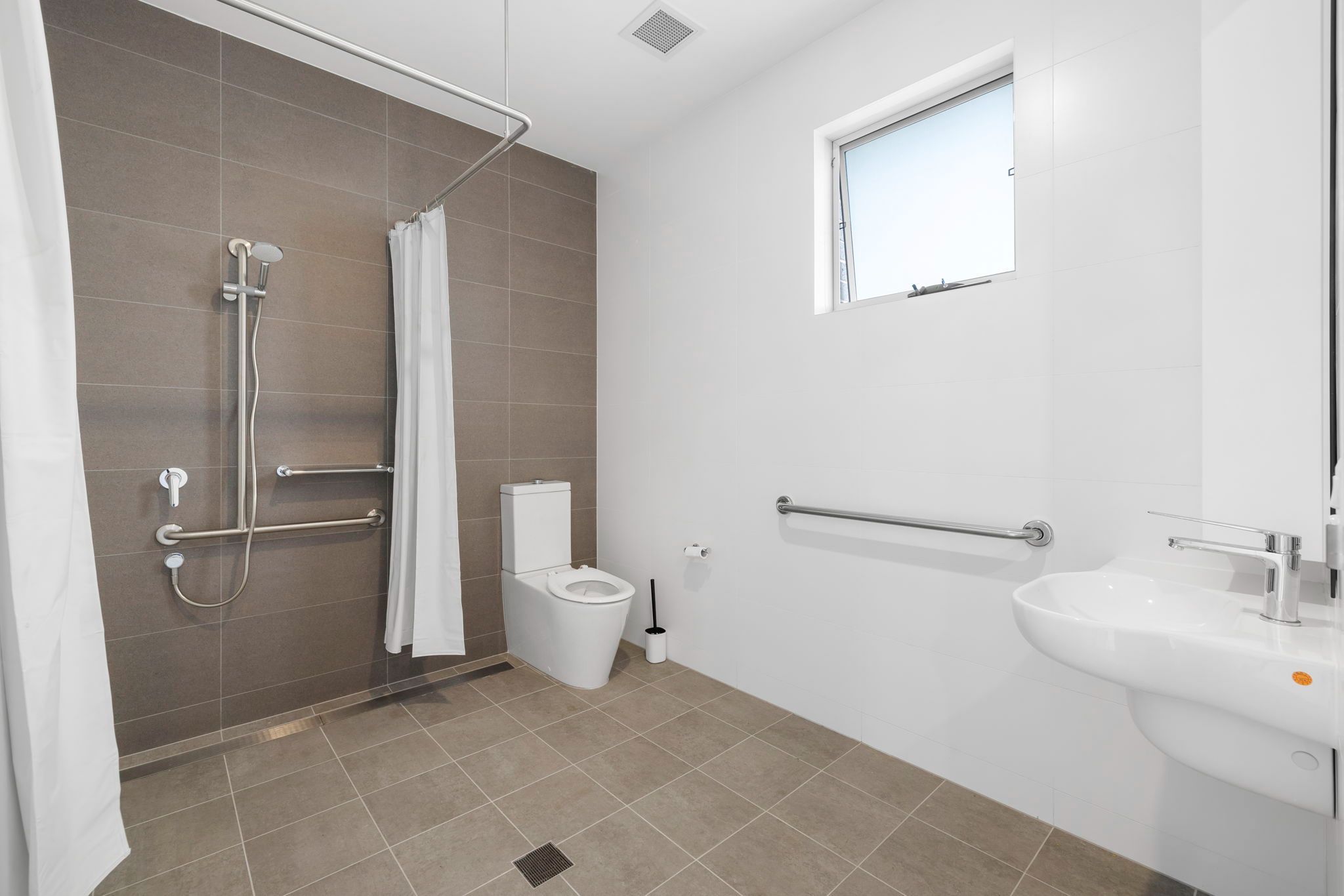 14 web-or-mls-72-frederick-st