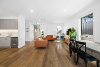 11 web-or-mls-72-frederick-st