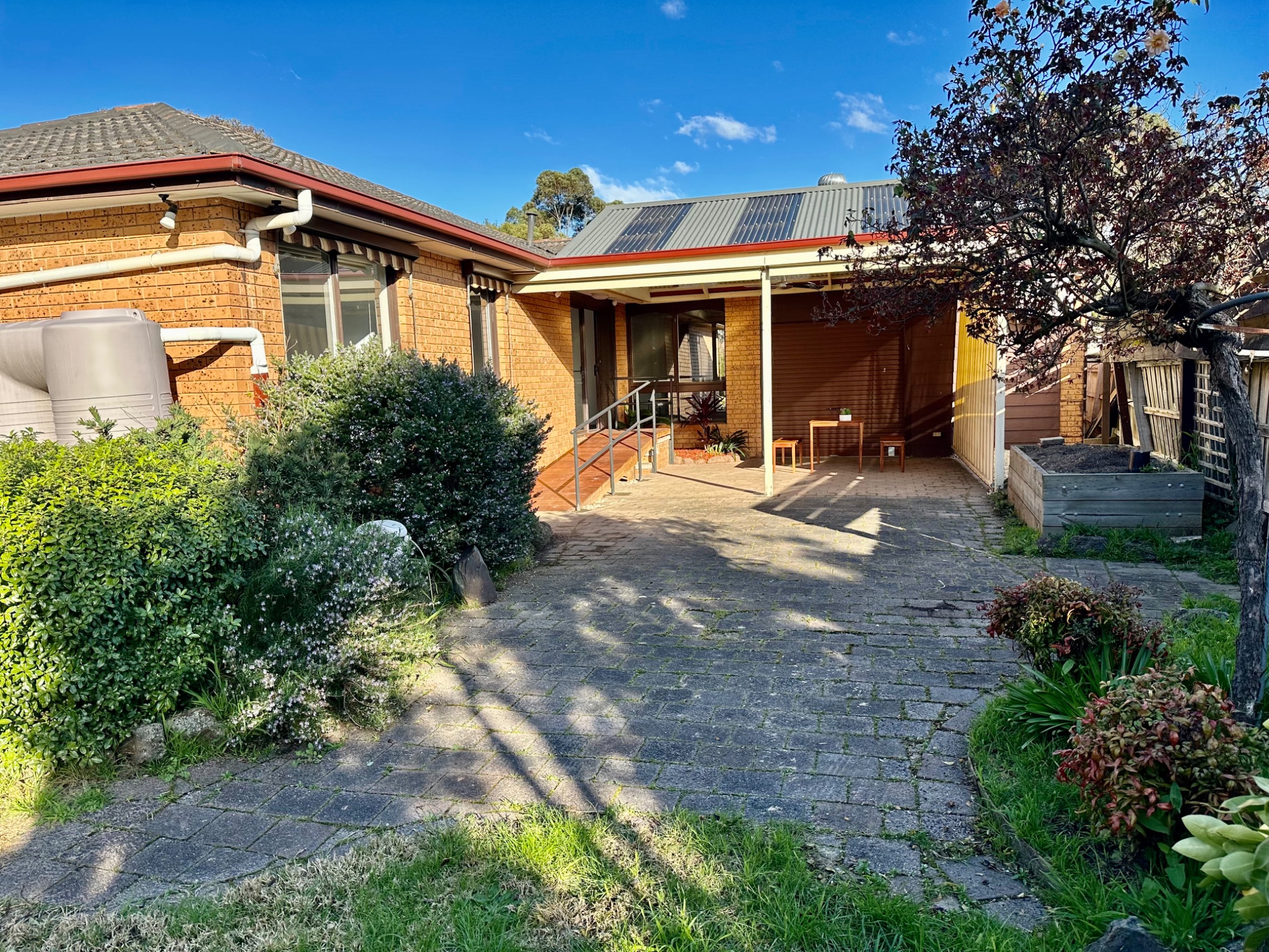 395F57EA 16F1-4417-A5BB-B498D6DC7C26