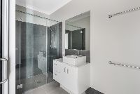 1 Halifax st Redland Bay Qld    2HPS + OOA House (09)
