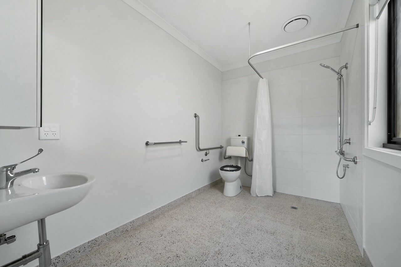 large thumbnail_Petunia 2