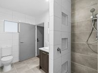 B bathroom-2-800x600