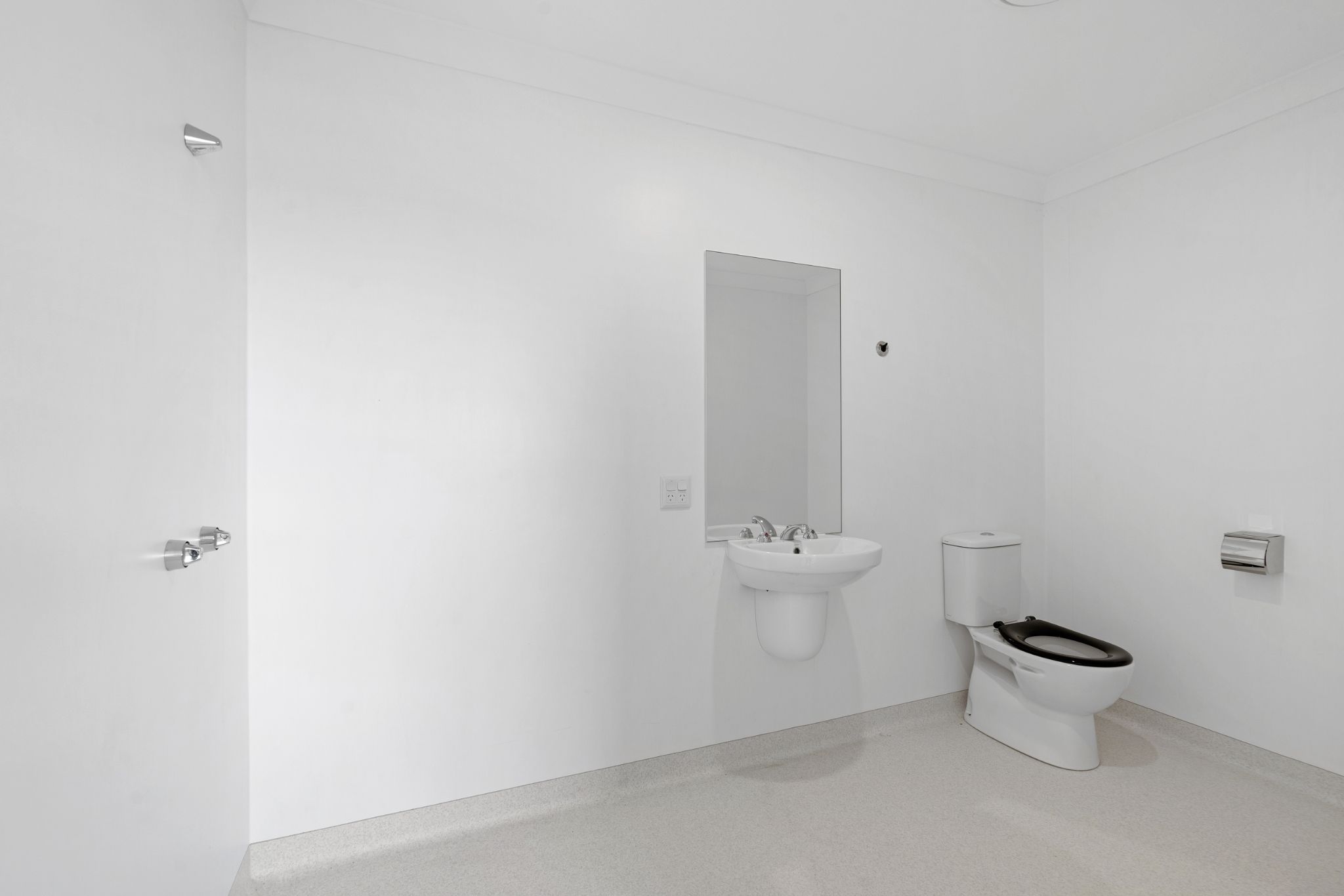 007 Open2view_ID912124-6_Breanna_St__Cotswold_Hills-scaled-2