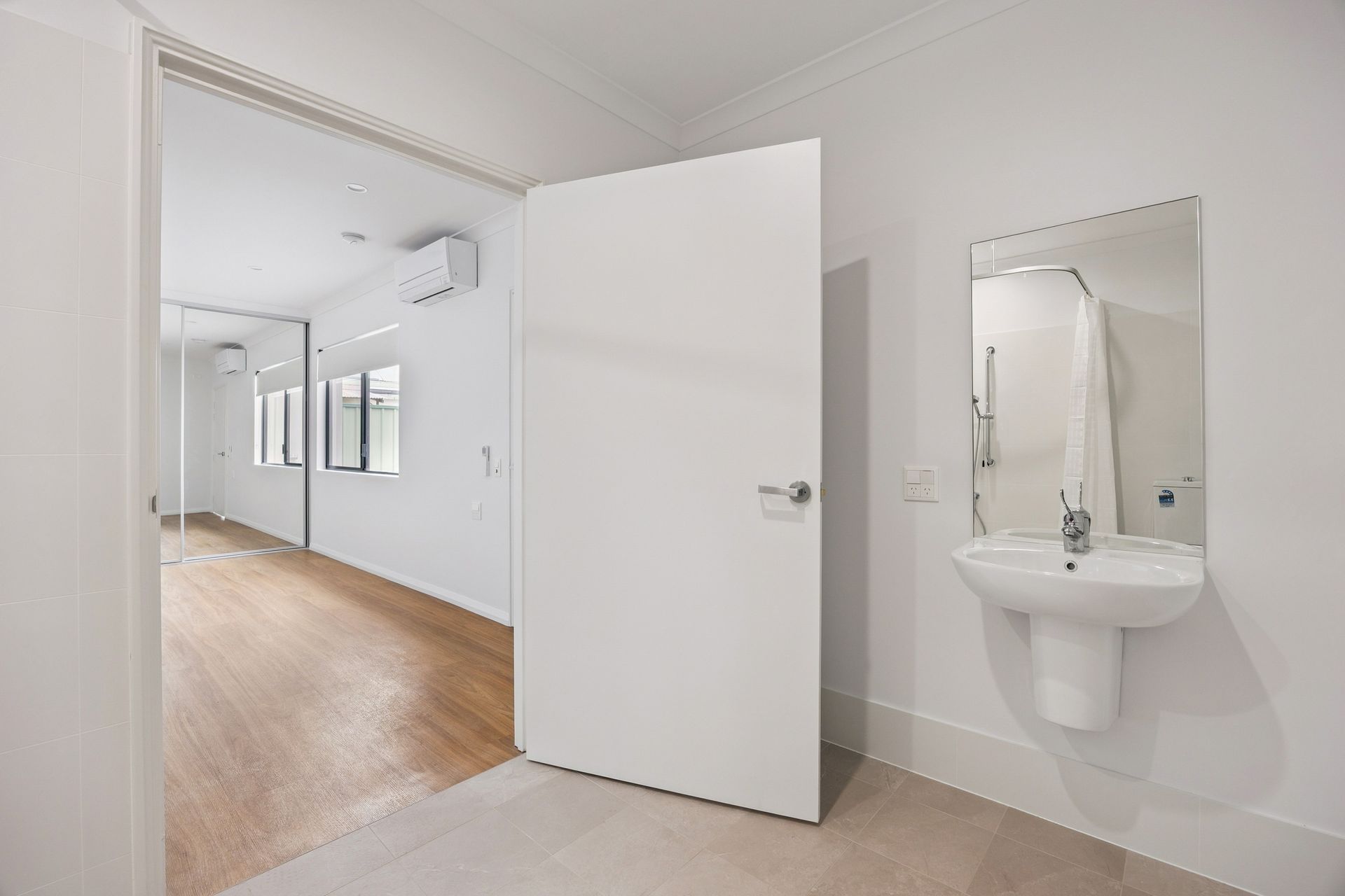 web 26 Allnutt St, Mandurah 19