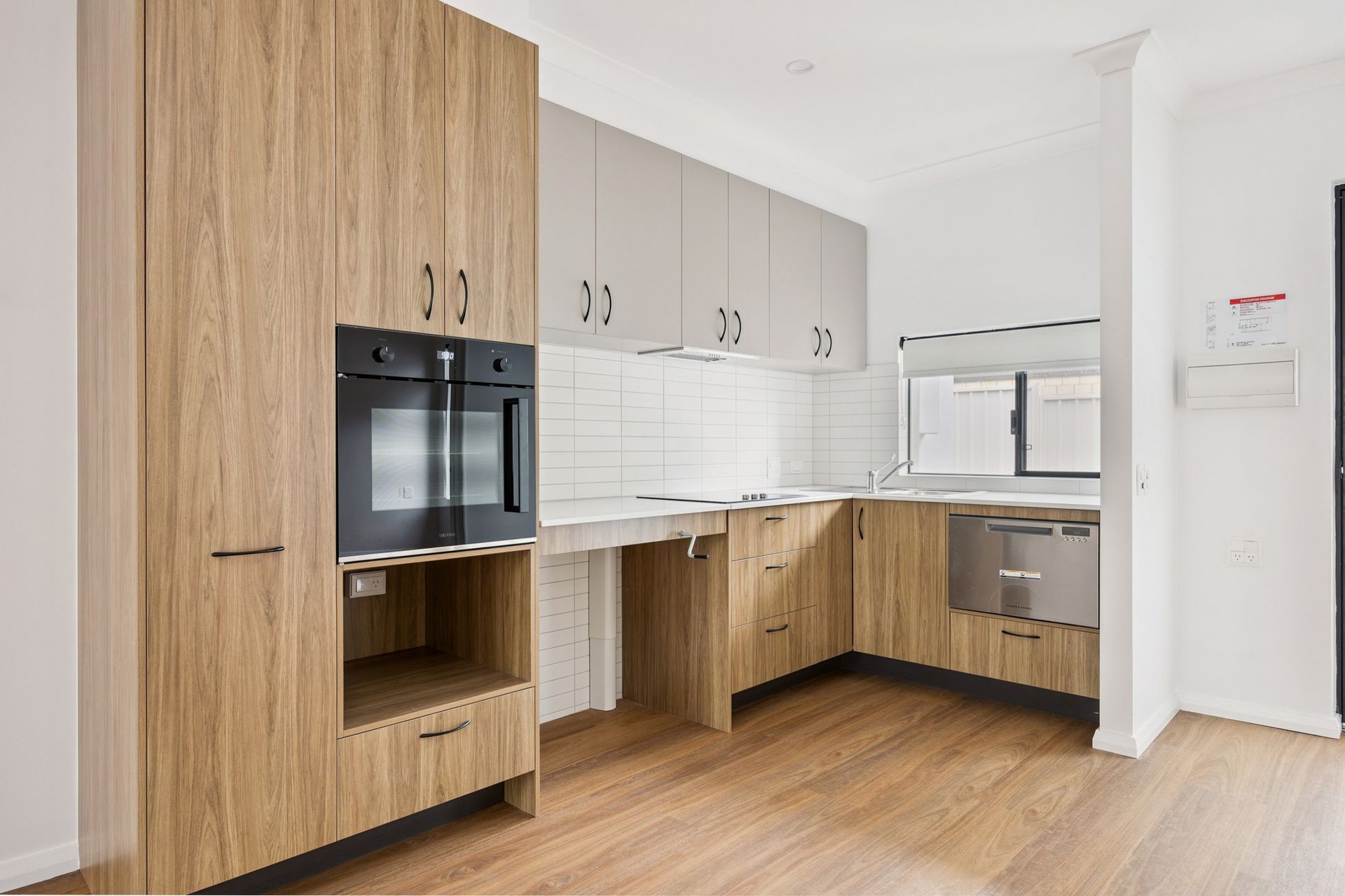 web 26 Allnutt St, Mandurah 24