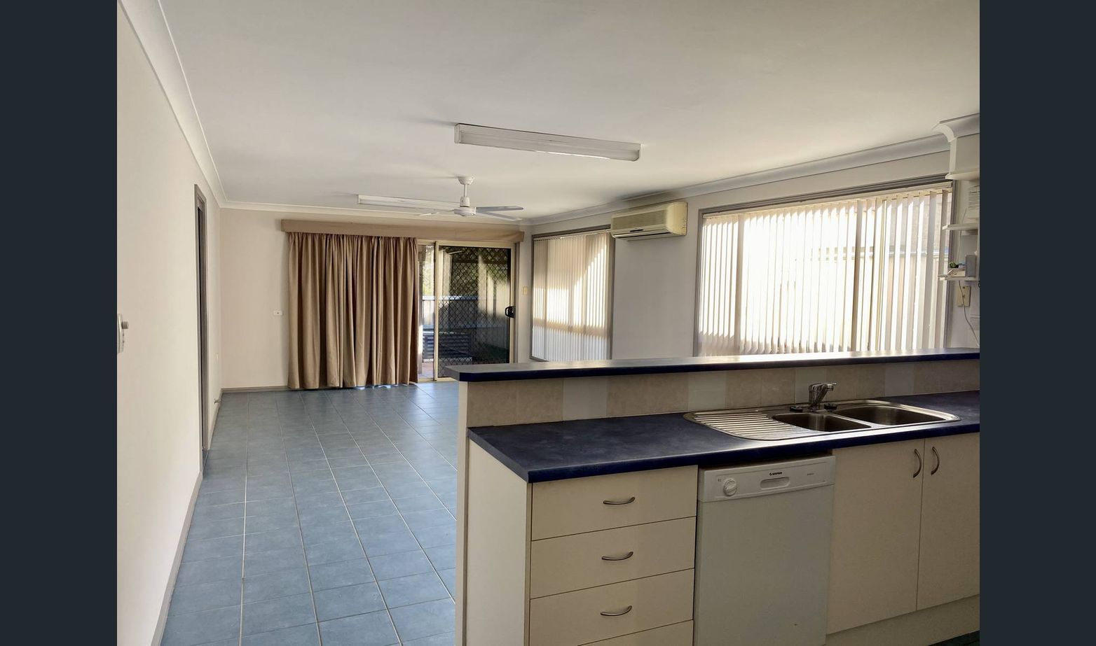 Kitchen Dinning North,20200324