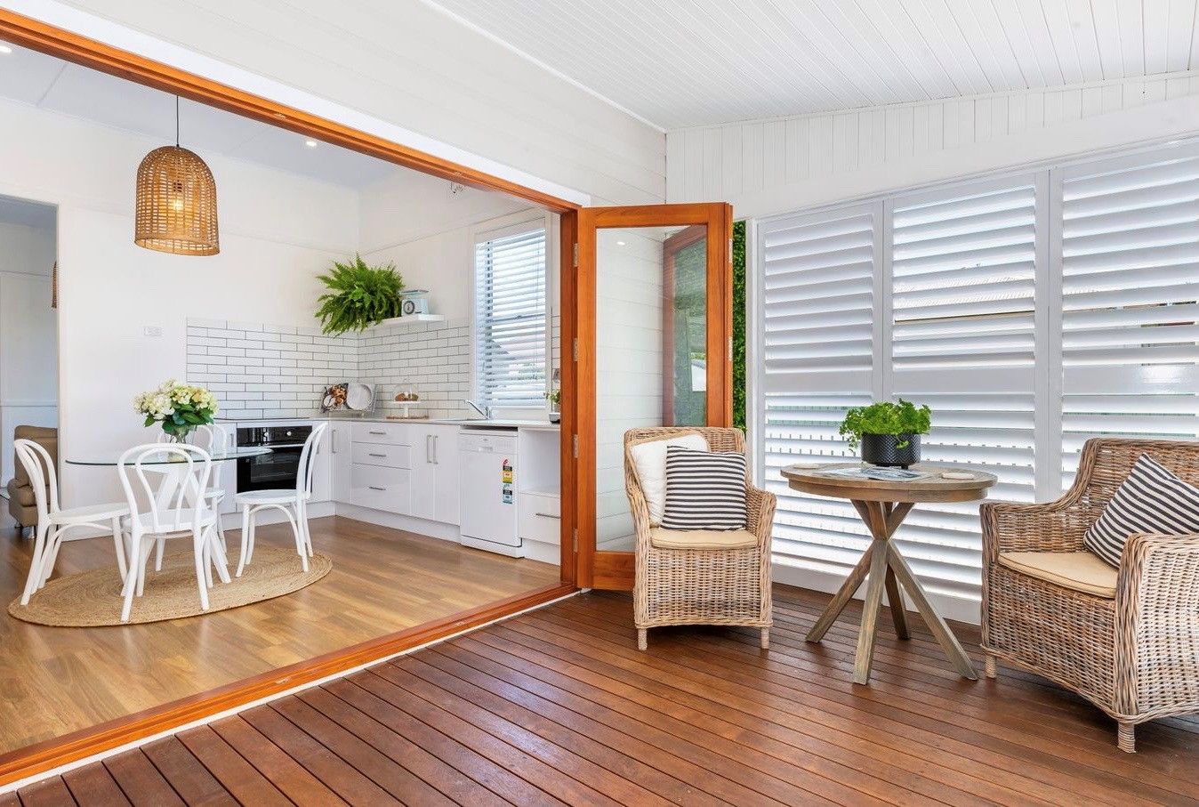 web 5-outdoor-and-kitchen