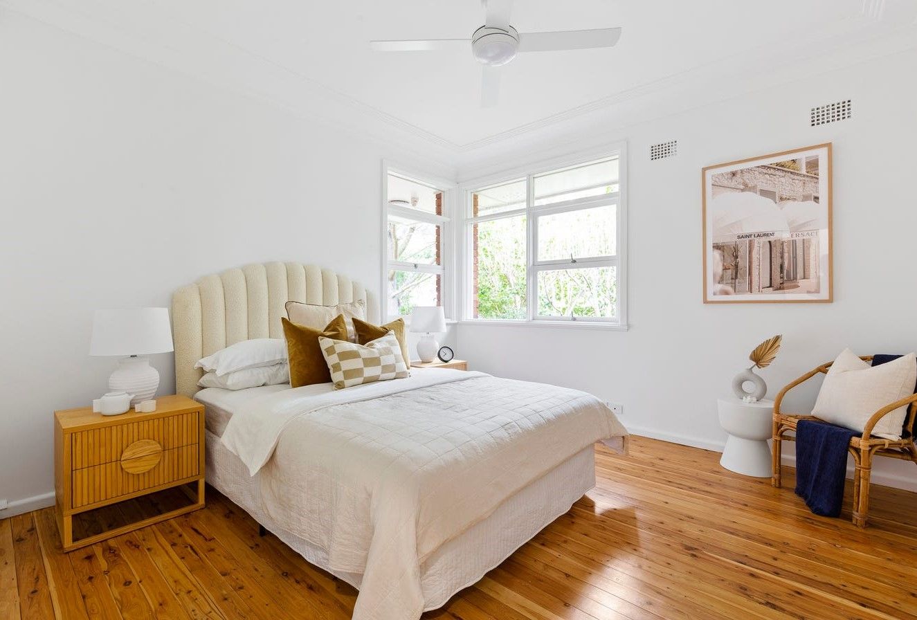 Holland Cr bedroom 2