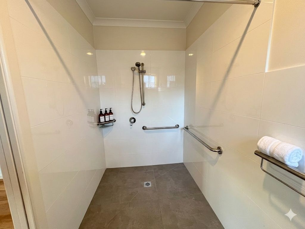 Springvale SIL   Shower