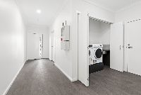 Shaftsbury Laundry & Hallway